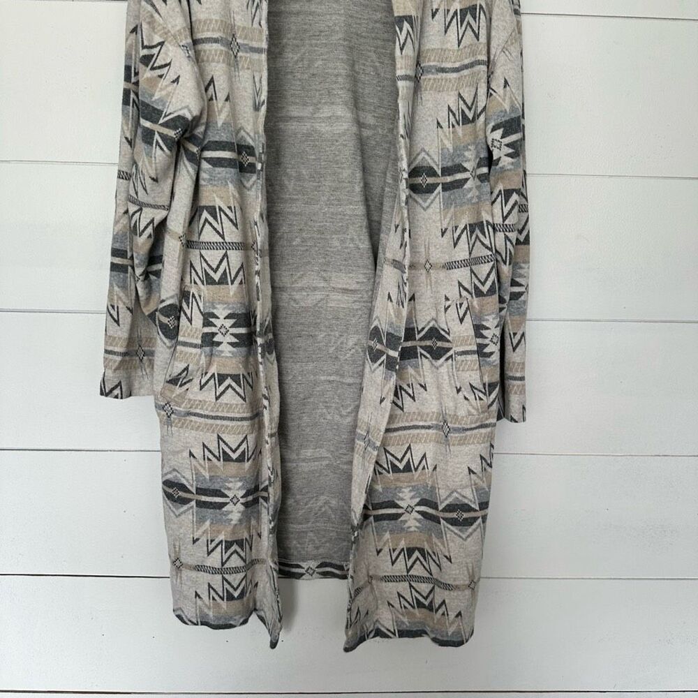 Faherty Women’s Small Medium Aztec Robe - Picture 2 of 7